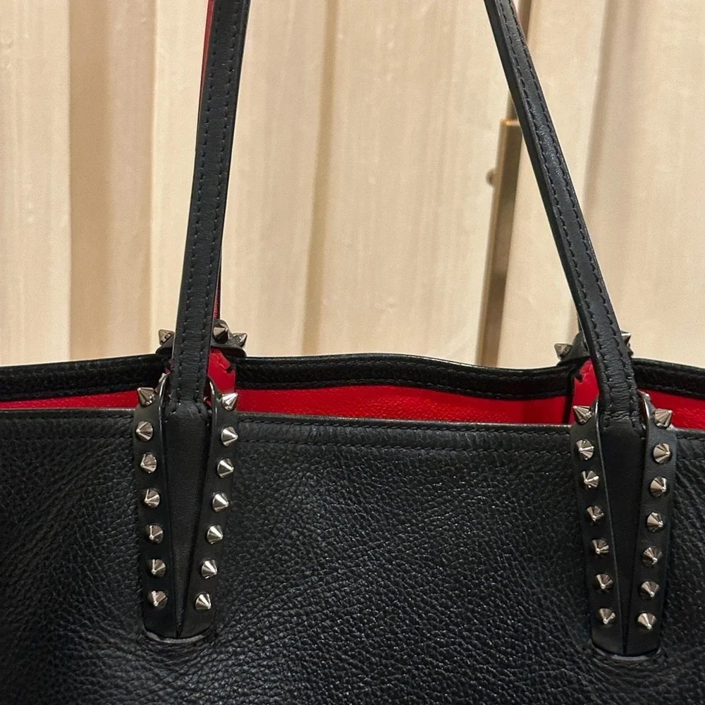 Authentic Christian Louboutin Cabata Tote in Grained Leather Tote Bag ✨ - Picture 5 of 16